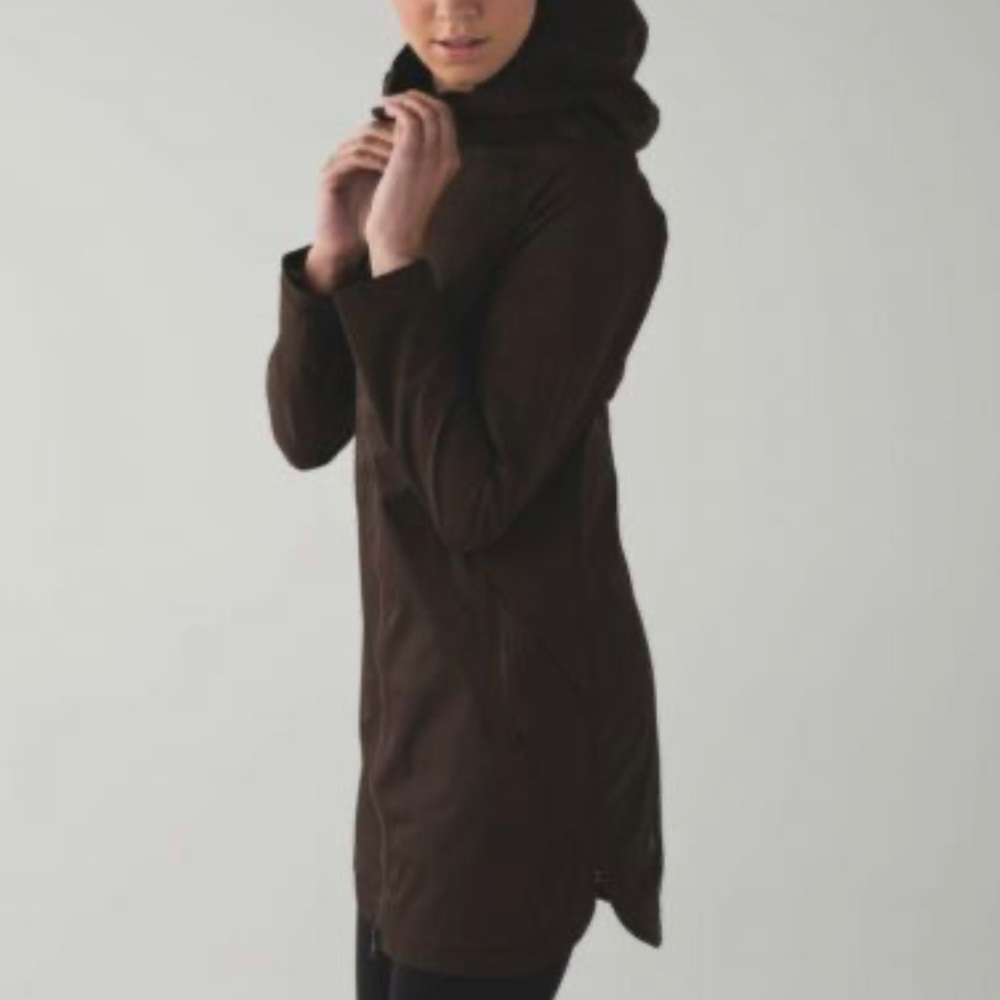 Lululemon Definitely Raining Jacket - Size 4